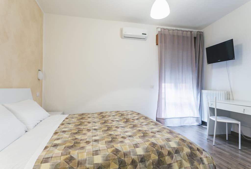 La Postale Bed & Breakfast San Salvo Exterior photo